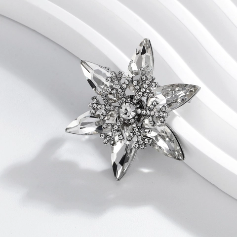 Elegante Broche de Copo de Nieve Giratorio Brillante Cristal K9 Diamantes de Imitación Aleación Broche para Traje Vestido Boda Joyería