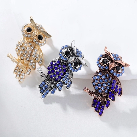 Elegant Alloy Owl Brooch With Blue White Rhinestones Vintage Animal Shape Lapel Pin For Women Party Jewelry Accessories