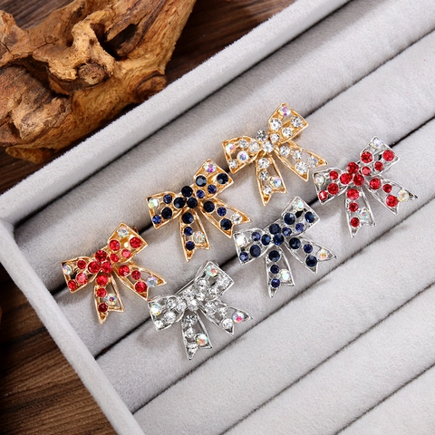 Broche Nœud Papillon Vintage en Alliage Avec Strass Incrustés Boucle d'Écharpe Bijoux de Mode pour Femmes Accessoire de Vêtement Élégant