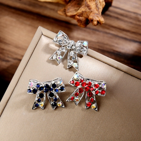 Broche Nœud Papillon Vintage en Alliage Avec Strass Incrustés Boucle d'Écharpe Bijoux de Mode pour Femmes Accessoire de Vêtement Élégant