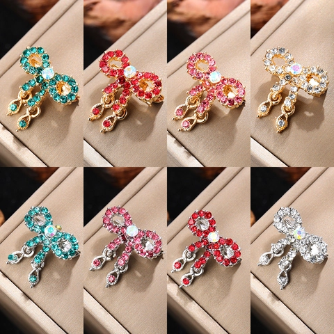 Vintage Alloy Rhinestone Bowknot Brooch Pin With Tassel Pendant For Women Elegant Gold Silver Electroplated Jewelry Gift