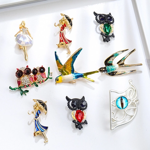 Vintage Alloy Enamel Animal Brooch For Women Elegant Owl Swallow Ballerina Figure Rhinestone Inlaid Fashion Jewelry Pins Gift
