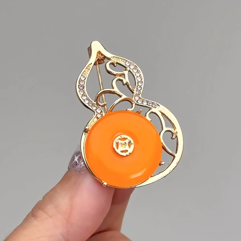 Vintage Chinese Style Hollow Gourd Brooch Pin Alloy Gold Tone Orange Stone Rhinestone Coin Motif For Women Jewelry Gift