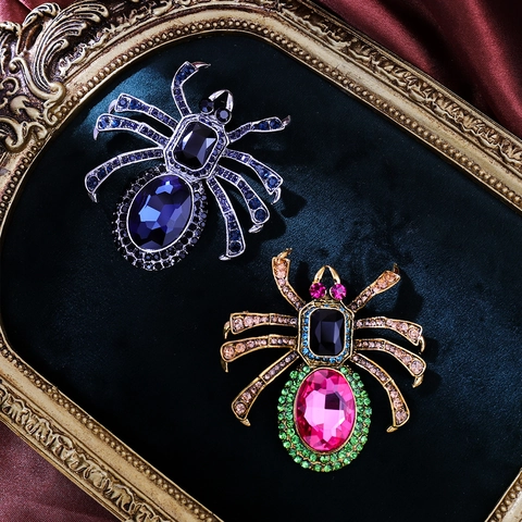 Vintage Gothic Alloy Rhinestone Spider Brooch With Oversized Crystal Large Insect Suit Pin For Women Men Fashion Jewelry Gift