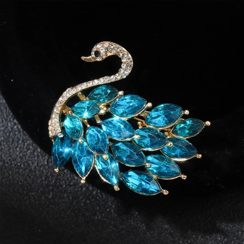 Elegant Swan Brooch Pin Vintage Zinc Alloy Rhinestone Artificial Crystal Animal Corsage For Women Wedding Party Accessories