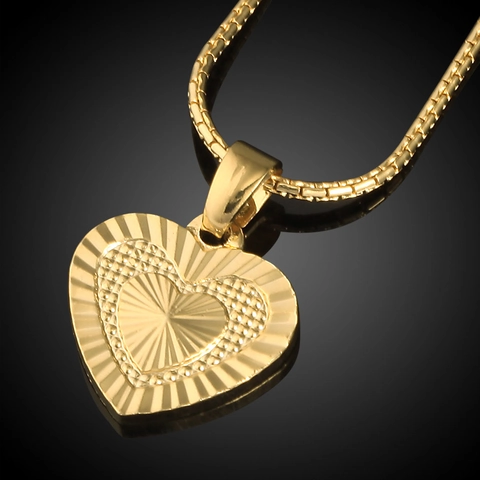 18K Gold Vergoldet Kupfer Herz Anhänger Halskette Für Damen Sonnenstrahlen Gravierter Schmuck Mode Elegant Valentinstag Geburtstag Schmuck Geschenk