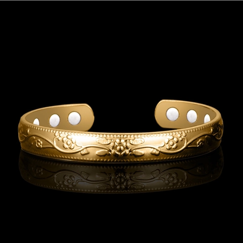 Vintage 18K Vergoldetes Kupfer Magnetarmband Für Damen Blumenreliefmuster Offener Armreif Heilender Gesundheitsschmuck