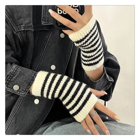 Women Winter Knitted Fingerless Gloves Striped Color Block Arm Warmers Warm Soft Crochet Mitens Wrist Sleeves Fashion Accessories
