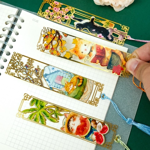 Vintage Schattige Kat Metalen Holle Bladwijzers Met Gekleurde Satijnen Kwastjes Vier Seizoensontwerpen Voor Lezen Cadeau