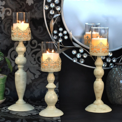 Vintage Metal Candle Holder With Glass Hurricane Shade European Retro Distressed Iron Candle Stand For Wedding Table Home Decor