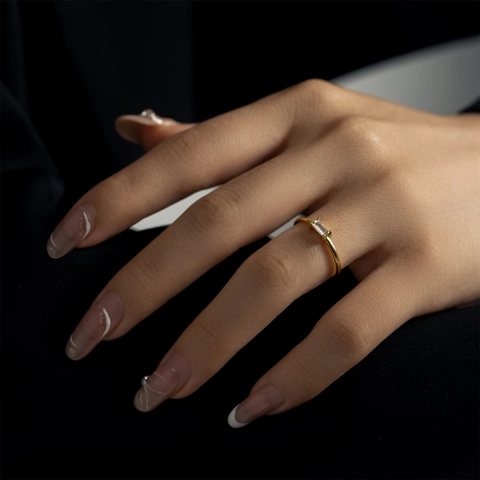 925 Sterlingsilber Vergoldet Baguette Schliff Zirkonia Dünnes Band Ring Für Damen Minimalistisch Elegant Quadratischer Stein Fingerschmuck
