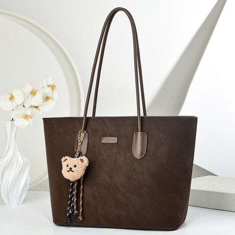 Vintage Frosted PU Leather Tote Bag For Women Large Capacity Shoulder Bag With Bear Charm Commuter Handbag Solid Color Bag