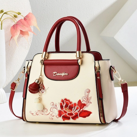 Women Chinese Style Embroidered Floral Handbag Elegant PU Leather Shoulder Bag With Pearl Tassel Charm Crossbody Bag