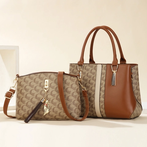 Ensemble de Sacs à Main en Cuir PU Monogramme pour Femmes Cabas Et Sac Bandoulière Avec Pendentif Chat Gland Sac Porté Épaule