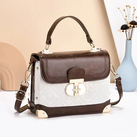 Women Retro PU Leather Shoulder Bag Contrast Color Embossed Handbag With Metal Lock Square Crossbody Bag Vintage Purse