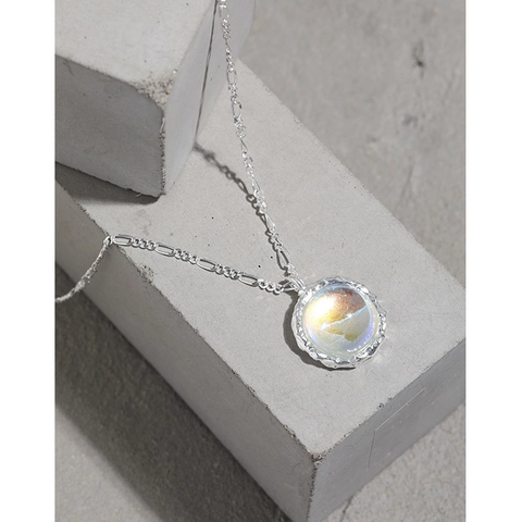 925 Sterling Silver Moonstone Pendant Necklace For Women Hammered Round Iridescent Stone Figaro Chain Jewelry Gift