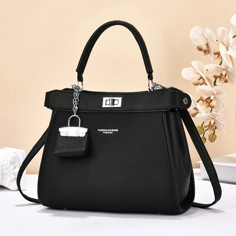 Elegante Damen PU Leder Stitching Handtasche Mit Mini Taschenanhänger Drehverschluss Crossbody Schultertasche Für Pendeln