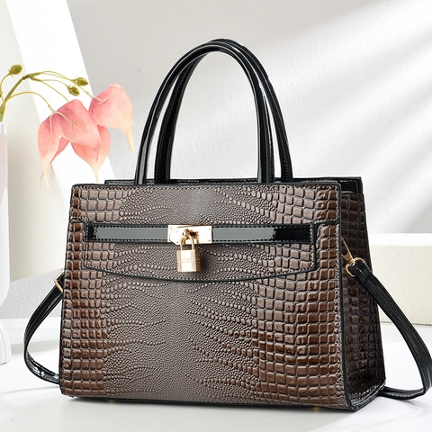 Women's Crocodile Embossed PU Leather Handbag Fashion Large Capacity Satchel Bag With Gold Padlock Lock Casual Commute Crossbody Shoulder Bag