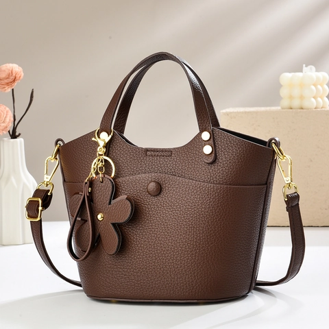 Women Litchi Grain PU Leather Bucket Bag With Flower Charm Adjustable Strap Top Handle Crossbody Shoulder Bag For Daily Use