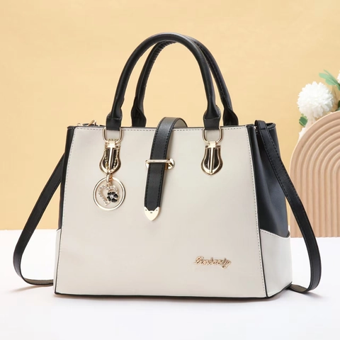 Damen Große Kapazität PU Leder Handtasche Kontrastfarbe Mode Schultertasche Elegante Umhängetasche Mit Blumen Herz Anhänger
