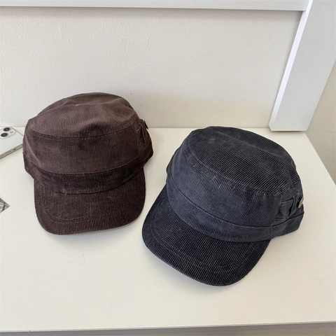 Vintage Corduroy Flat Top Hat Adjustable Military Cadet Cap Warm Autumn Winter Solid Color Casual Outdoor Headwear For Men Women
