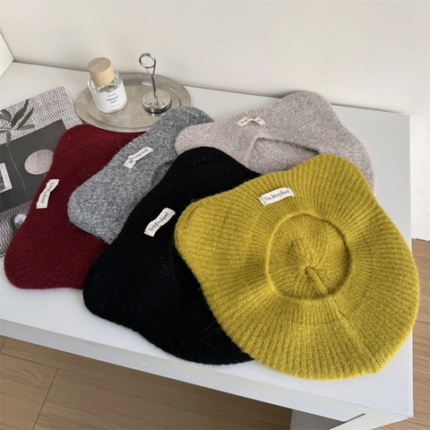 Boina de Punto Vintage Para Mujer Con Lindas Orejas de Oso Cálida Suave Color Sólido Gorra de Pintor de Invierno Para Uso Diario Casual