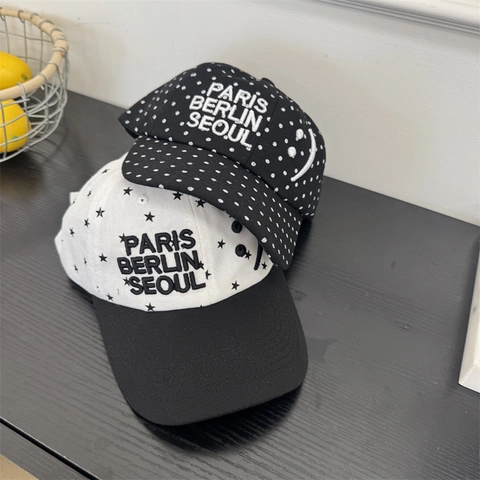 Gorra de Béisbol Estilo Coreano para Mujer con Bordado de Estrellas y Lunares Paris Berlin Seoul Cara Sonriente Ajustable