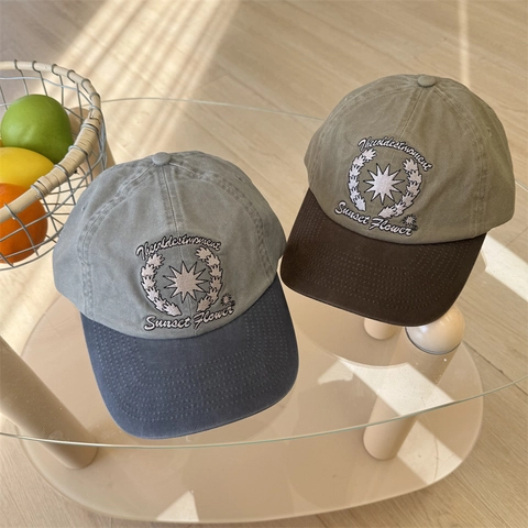 Gorra de Béisbol Vintage de Bloques de Color para Mujeres Hombres con Letras Bordadas Sunset Flower Algodón Poliéster Sombrero de Sol Ajustable Streetwear Moda Retro