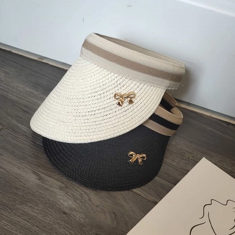Dames Zonneklep Strooien Hoed Met Strik Metalen Accessoire Gestreepte Band Zomer Strand Zonbescherming Ademend Mode Vrijetijds Pet