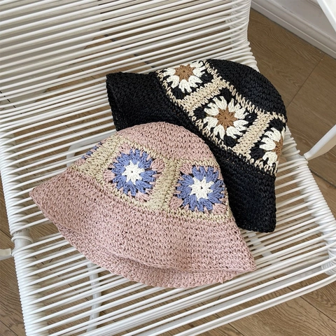Women's Handmade Crochet Straw Bucket Hat Hollow Out Floral Sun Hat For Summer Beach Vacation Pastoral Style Foldable Hat