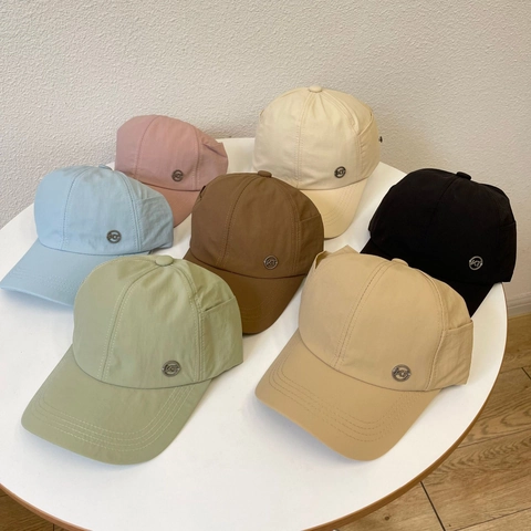 Women Waterproof Breathable Baseball Cap With Ponytail Hole Mask Hook Metal Logo Adjustable Sun Hat Casual Outdoor Sport Hat