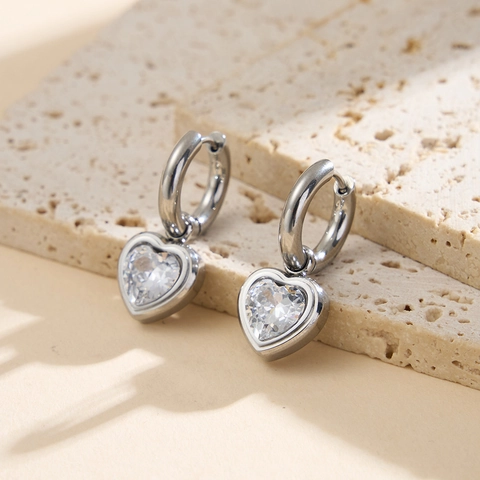 Französisch Minimalistisch 304 Edelstahl Herz Ohrhänger Mit Zirkon PVD Gold Plattiert Herz Ohrringe Für Damen Schmuck