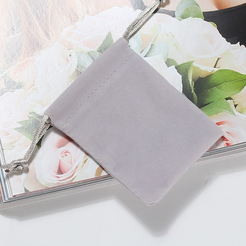 Bolsas de Joyería de Terciopelo Gris Cordón Bolsas de Embalaje de Joyería Suaves Bolsas de Almacenamiento de Regalos para Collar Pendiente Anillo