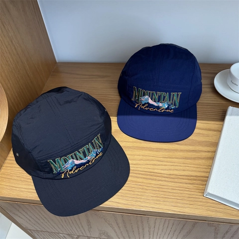 Berretto da Baseball a 5 Pannelli ad Asciugatura Rapida Uomo Donna Ricamo Montagna Cappello da Campeggio Traspirante Regolabile