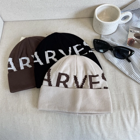 Vintage Letter Jacquard Knit Beanie For Men Women Winter Warm Soft Polyester Ski Cap Harvest Pattern Folded Cuff Hat