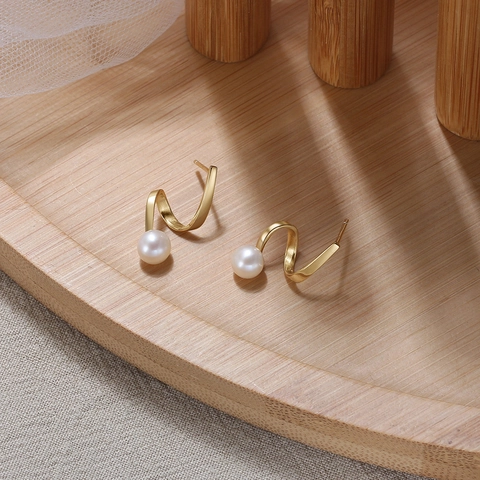 925 Sterling Silver Freshwater Pearl Stud Earrings For Women Korean Style Spiral Geometric Gold Plated Fashion Jewelry Accessories