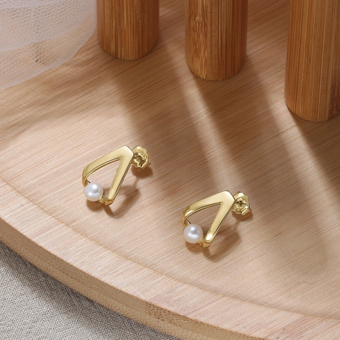 Orecchini a Bottone a Forma di V in Argento Sterling 925 Minimalisti Con Perla d'Acqua Dolce Barocca Naturale Gioielli Placcati in Oro per Donna