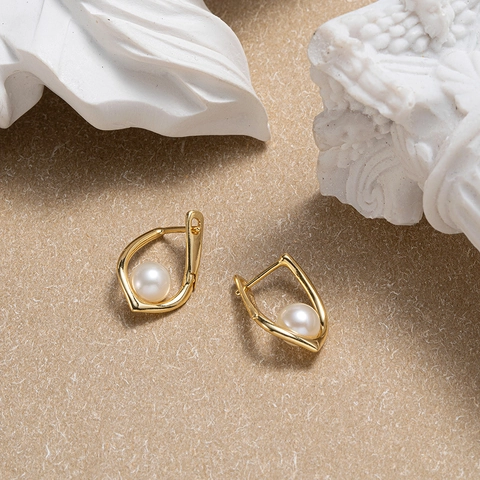 Eleganti Orecchini a Perno Geometrici in Argento 925 per Donna Placcati in Oro con Perle Naturali Gioielli Minimalisti Regalo