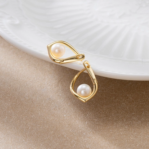Eleganti Orecchini a Perno Geometrici in Argento 925 per Donna Placcati in Oro con Perle Naturali Gioielli Minimalisti Regalo