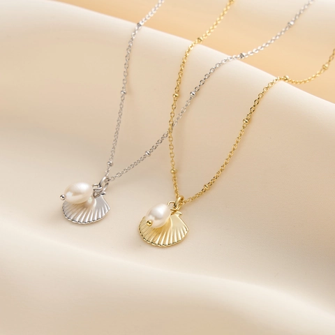 Collana di Perle d'Acqua Dolce in Argento Sterling 925 per Donna Elegante Ciondolo a Conchiglia Gioielli Oro Argento Placcato Tema Spiaggia Regalo