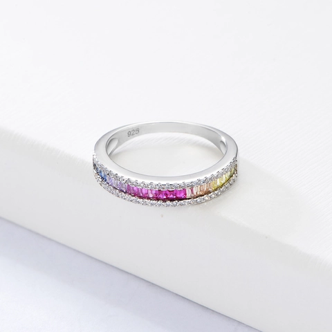 S925 Sterlingsilber Quadratisch Mehrfarbig Zirkonia Ring Regenbogen Mikro Eingelegt Geometrisches Band Schmuck Damen Geschenk