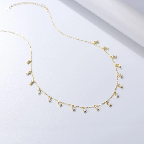 Collana con Pendente in Argento Sterling S925 Placcato Oro e Zirconia Baguette per Donna Elegante Choker Geometrico con Nappe