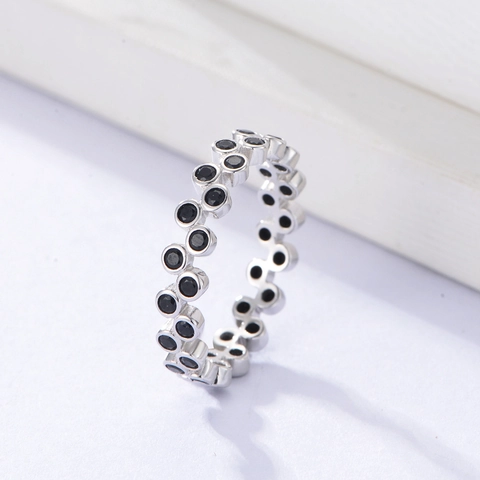 925 Sterlingsilber Schwarzer Zirkonia Geometrischer Wellenring Für Damen Ins Stil Minimalistischer Zweireihiger Fingerschmuck