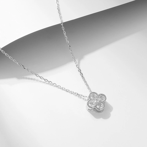 925 Sterling Silver Four Leaf Clover Pendant Necklace For Women Sparkling Rhinestone Flower Clavicle Chain Fashion Jewelry