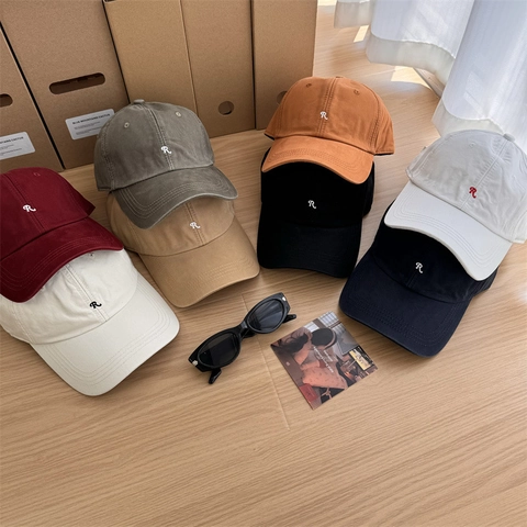 Casquette de Baseball Vintage Minimaliste Broderie Lettre R Calotte Souple Réglable Protection Solaire Chapeau en Acrylique