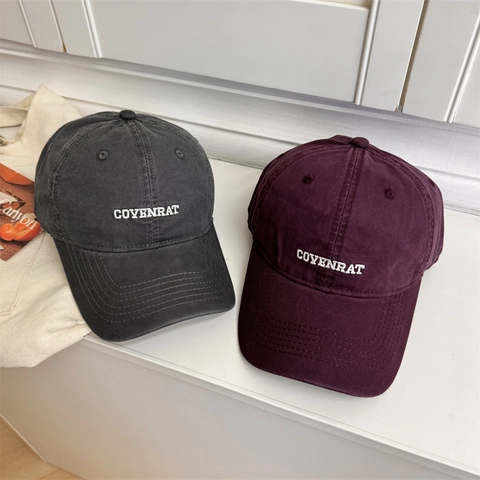 Berretto da Baseball in Acrilico Ricamato con Lettera Vintage Minimalista Retro Ala Curva Protezione Solare Cappello Sportivo Uomo Donna