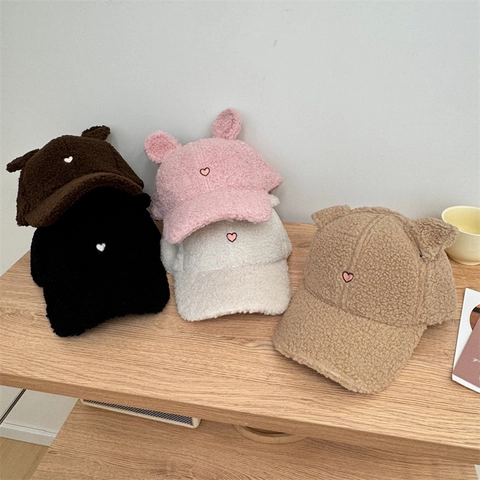 Cute Bear Ears Acrylic Lamb Velvet Baseball Cap For Women Winter Warm Heart Embroidery Adjustable Soft Fuzzy Peak Hat