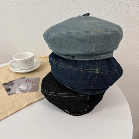 Women Retro Denim Style Acrylic Beret Hat With Metal Label Contrast Stitching Solid Color Chic Painter Hat Flat Cap For Autumn