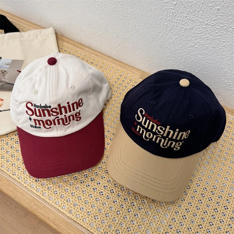 Berretto da Baseball Ricamato con Lettere a Blocchi di Colore Parte Superiore Morbida Regolabile Cappello con Visiera Casual Sportivo Moda Outdoor Protezione Solare