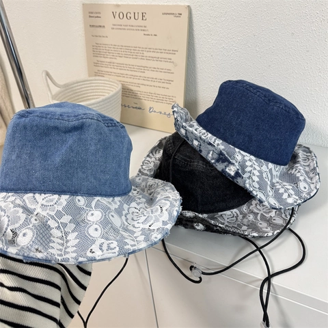 Korean Style Sweet Lace Floral Trim Acrylic Bucket Hat Wide Brim Sun Protection Fisherman Hat For Women Vintage Headwear